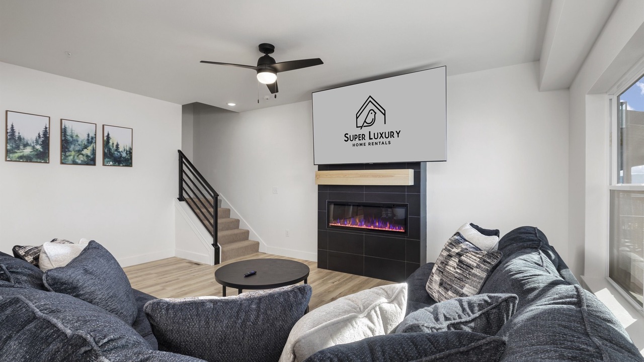 Photo of Livingroom in Hollister