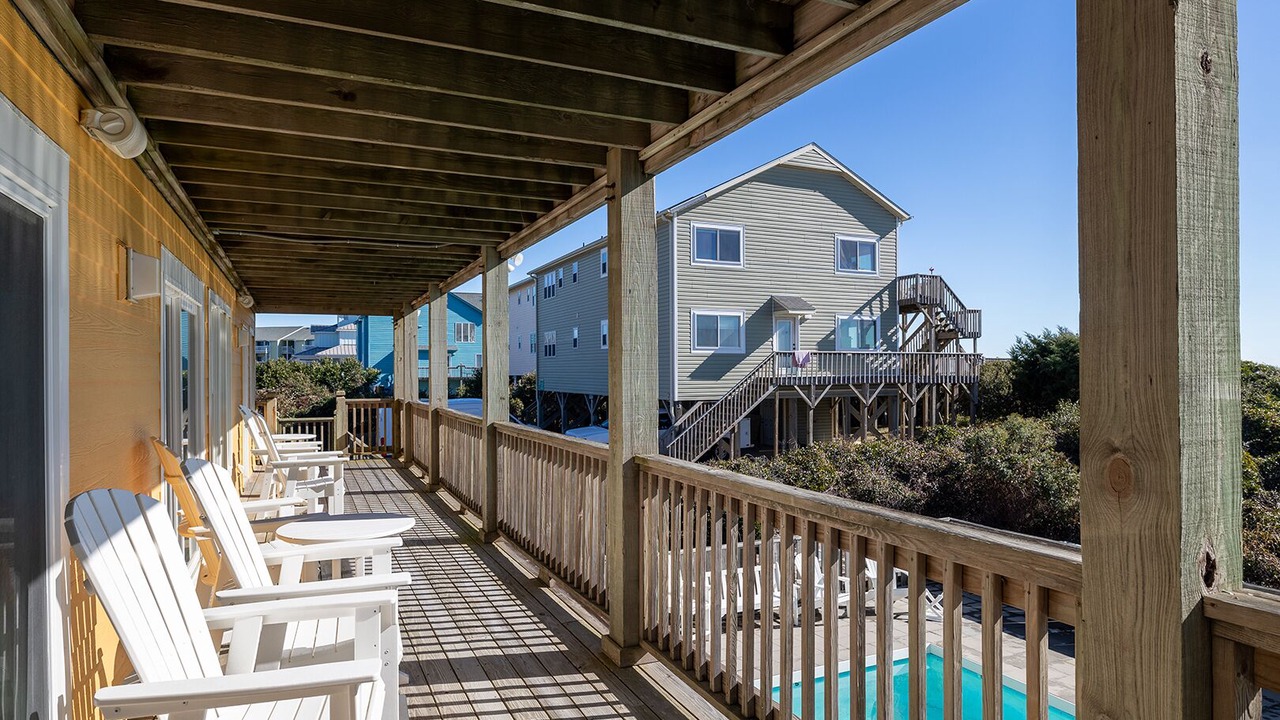 Photo of Patio Balcony in Emerald Isle