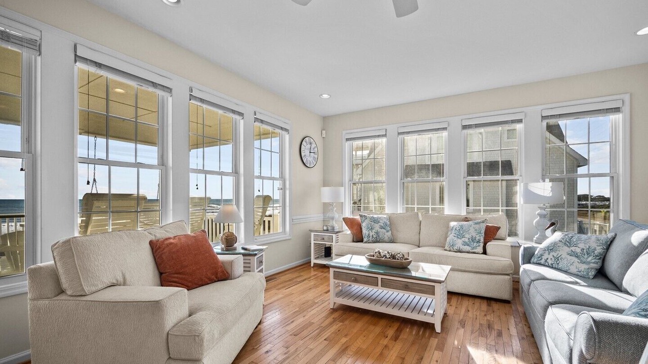 Photo of Bedroom in North Topsail Beach
