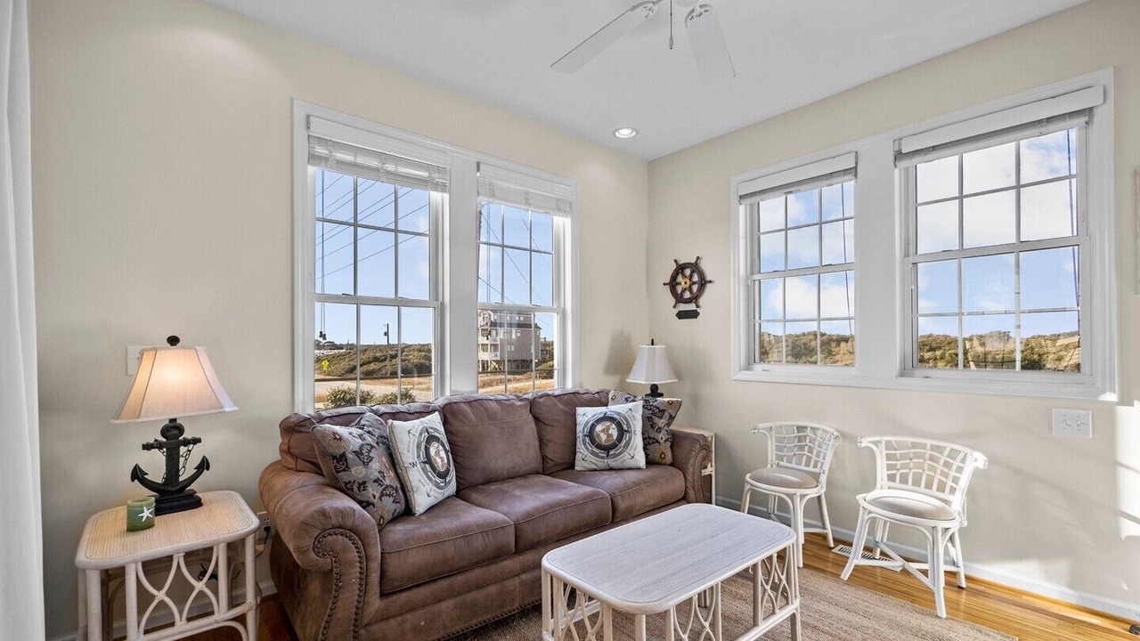 Photo of Bedroom in North Topsail Beach