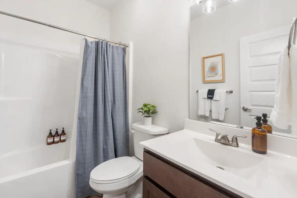 Photo of Bathroom in Kimberling City