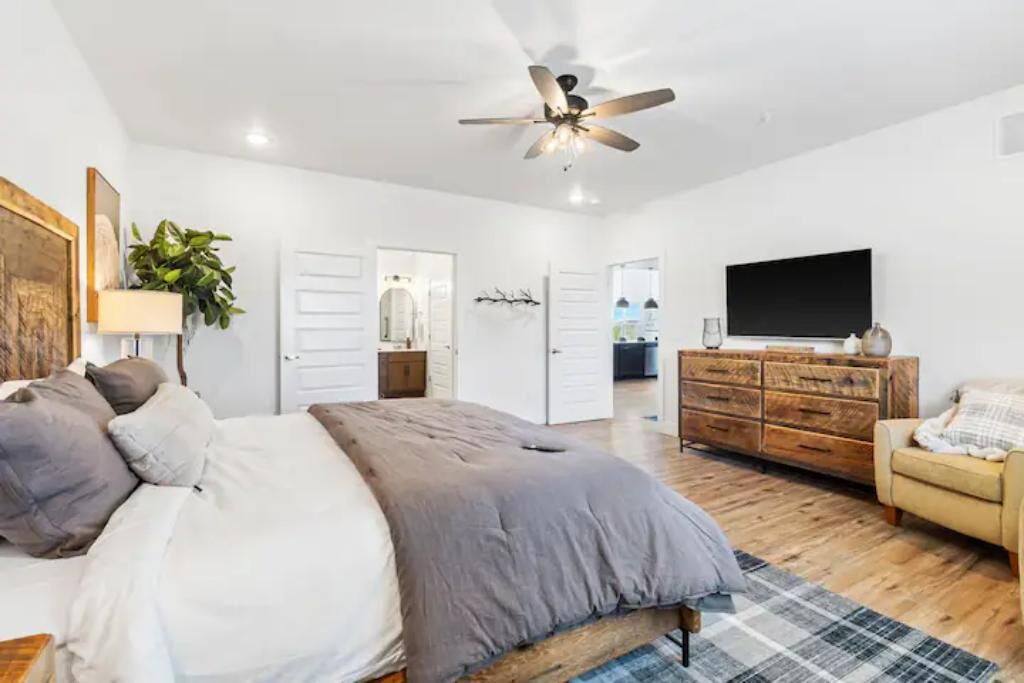 Photo of Bedroom in Kimberling City