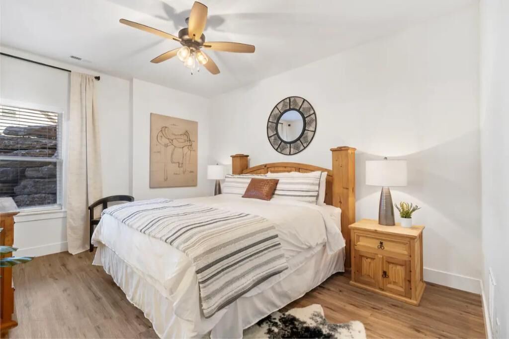 Photo of Bedroom in Kimberling City