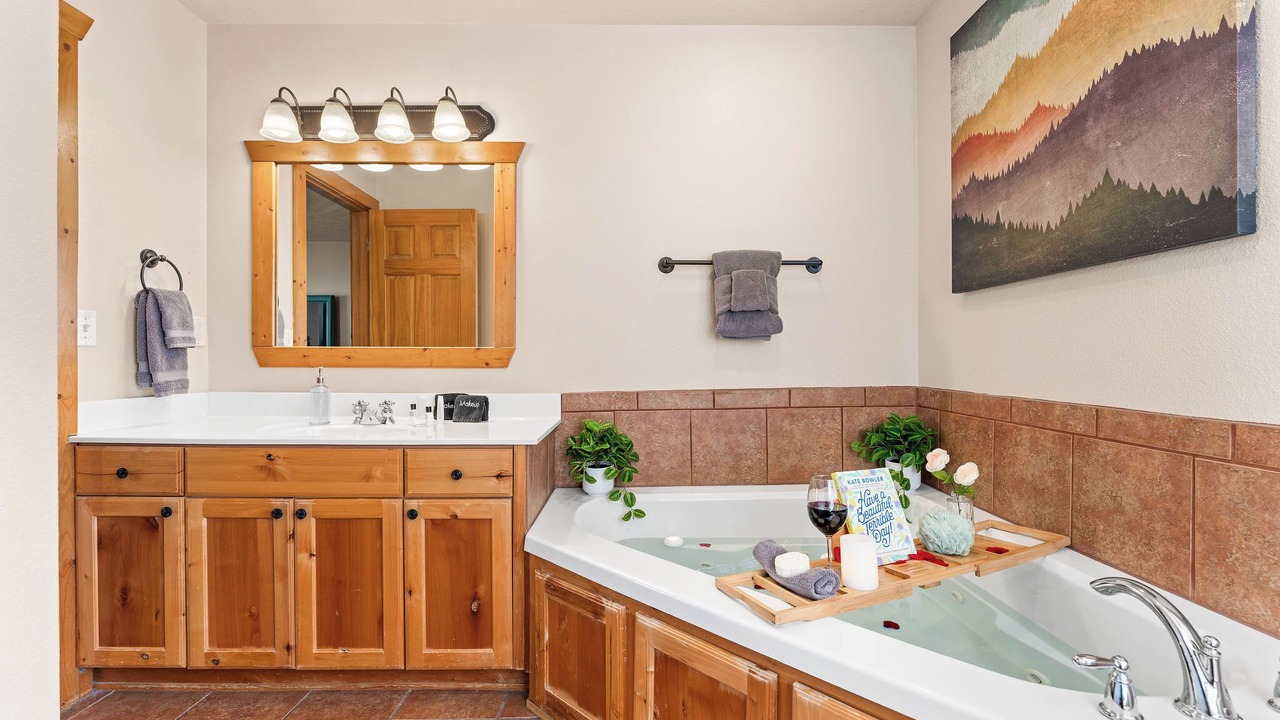 Photo of Bathroom in Reeds Spring