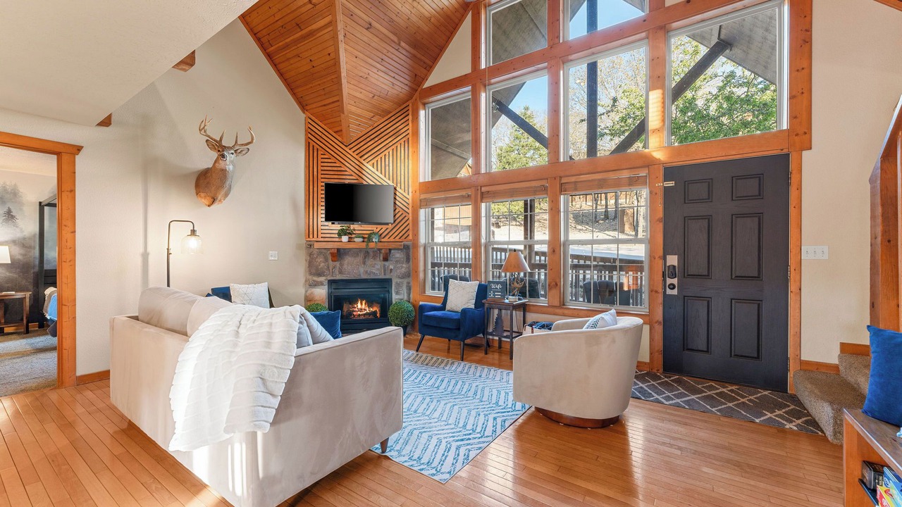 Photo of Livingroom in Reeds Spring