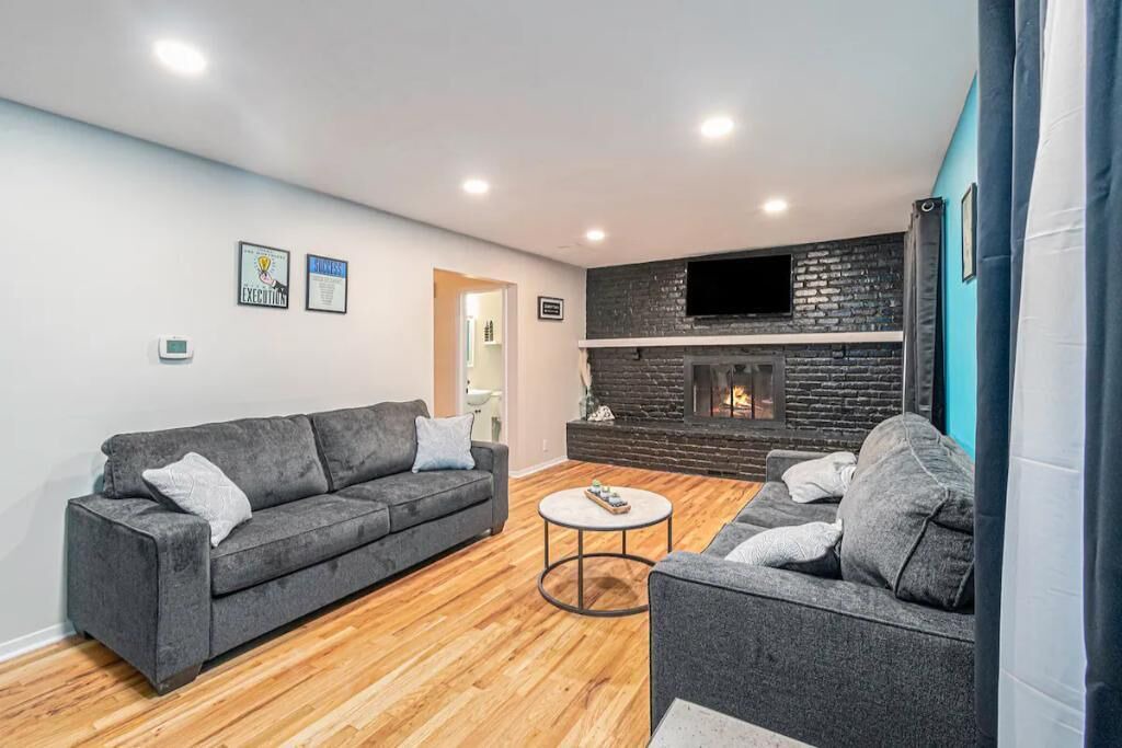 Photo of Livingroom in West Omaha