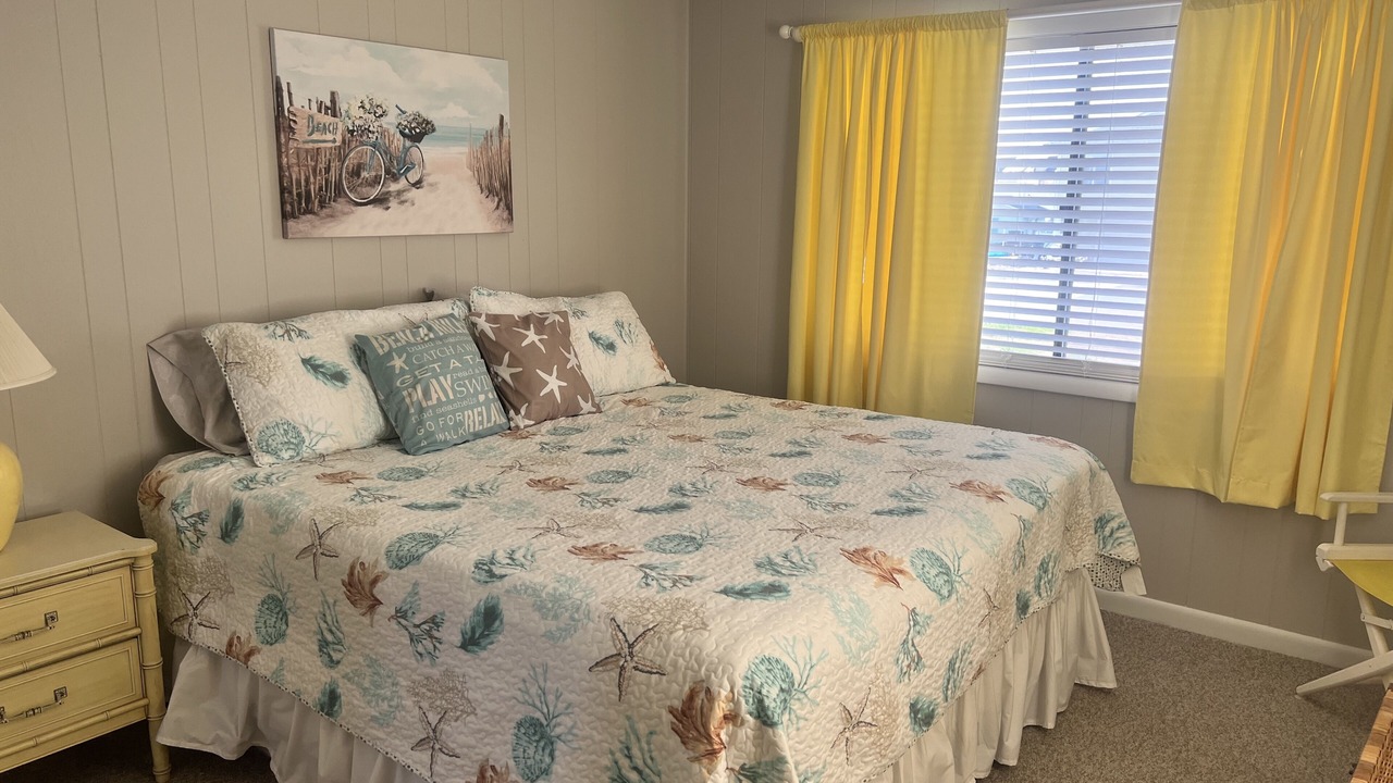 Photo of Bedroom in Atlantic Beach