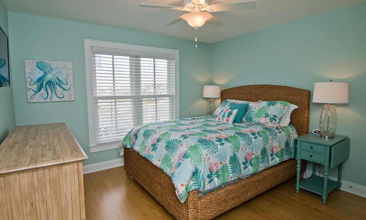 Photo of Bedroom in Atlantic Beach