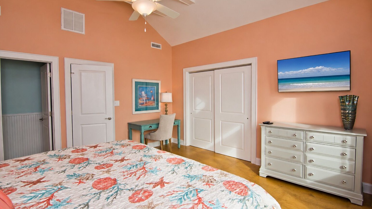 Photo of Bedroom in Atlantic Beach