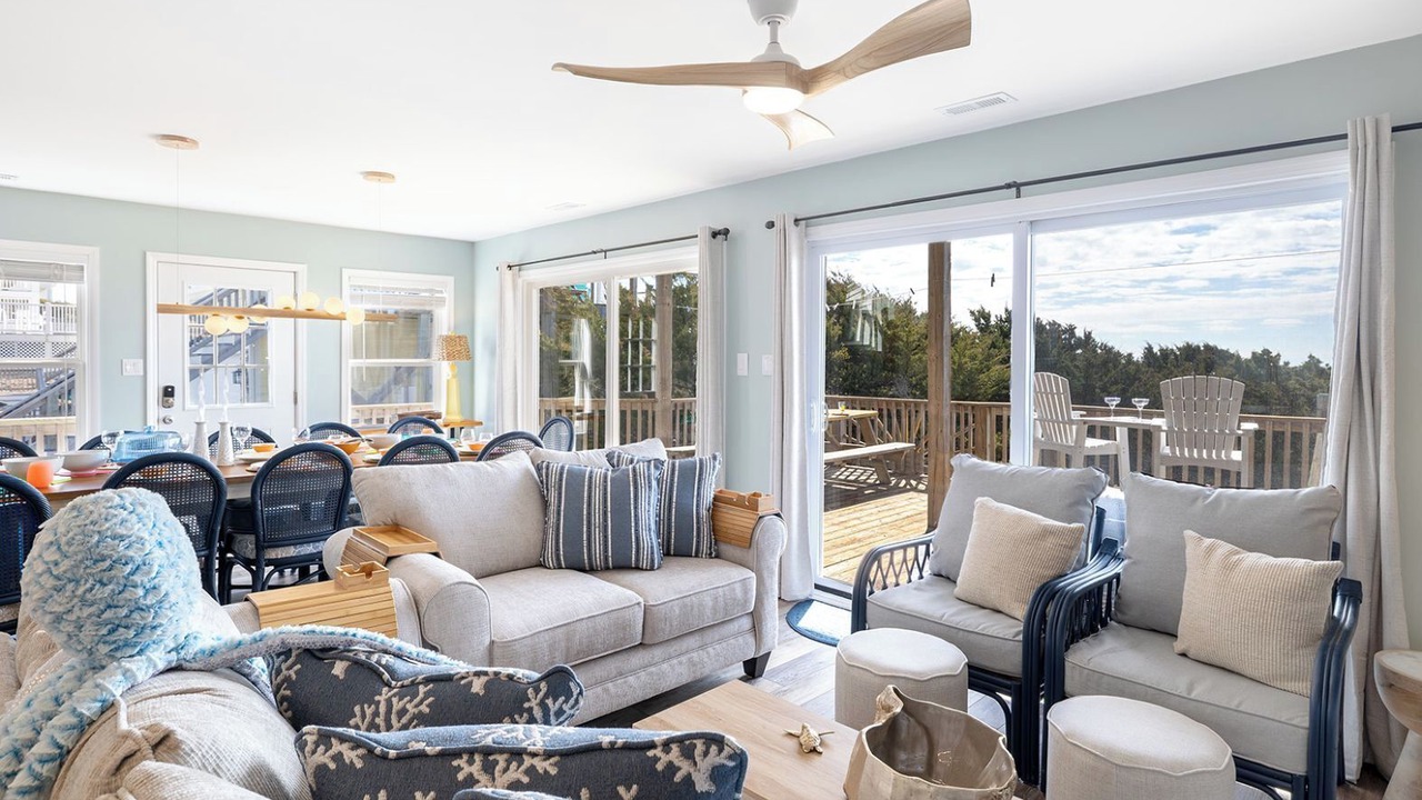 Photo of Livingroom in Emerald Isle