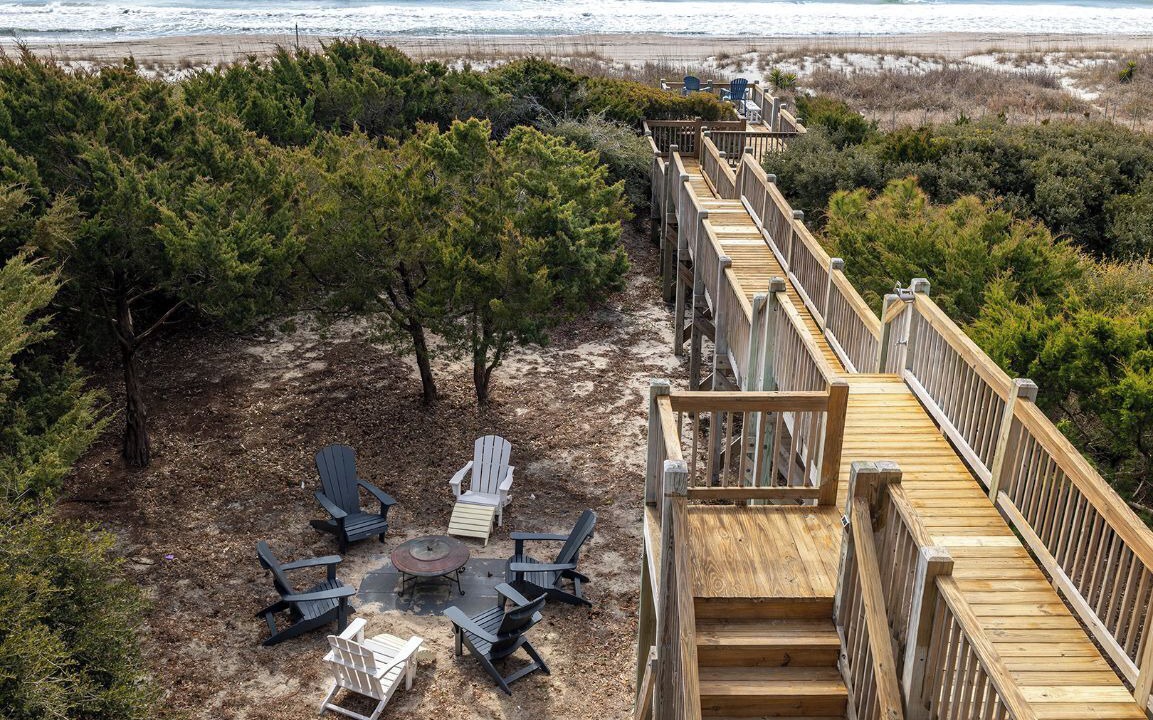 Photo of Patio Balcony in Emerald Isle