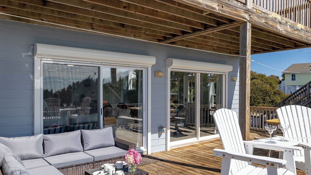 Photo of Patio Balcony in Emerald Isle