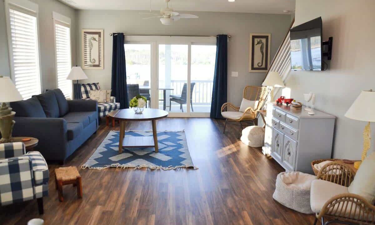 Photo of Livingroom in Smyrna