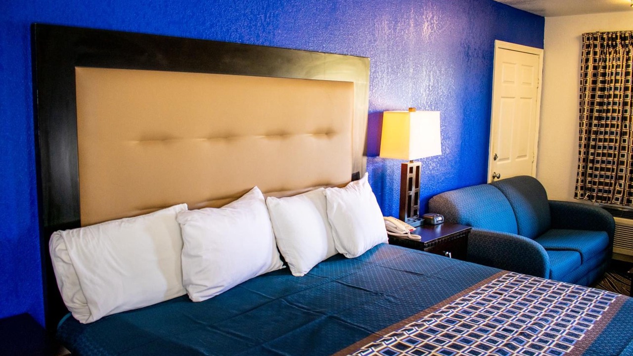 Photo of Bedroom in Sallisaw