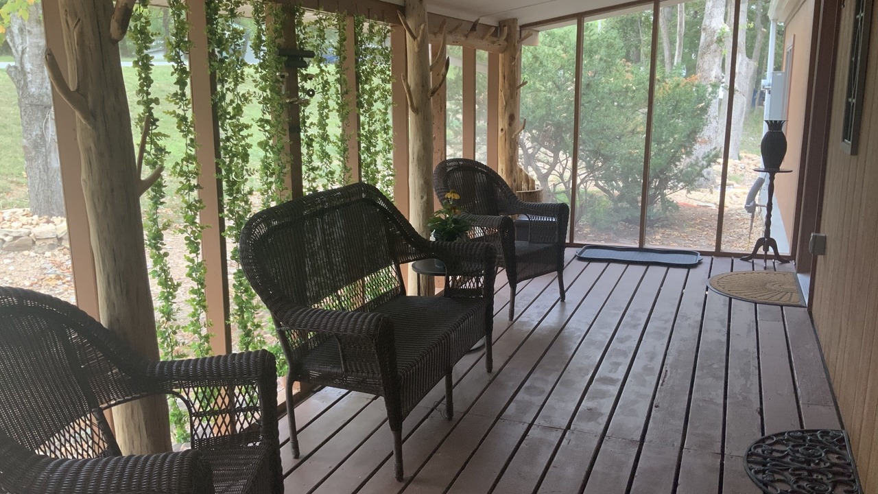 Photo of Patio Balcony in Rockaway Beach