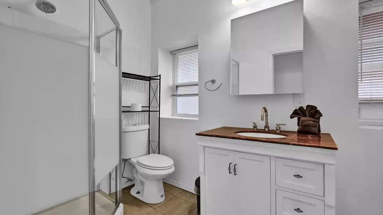 Photo of Bathroom in Shelby Park
