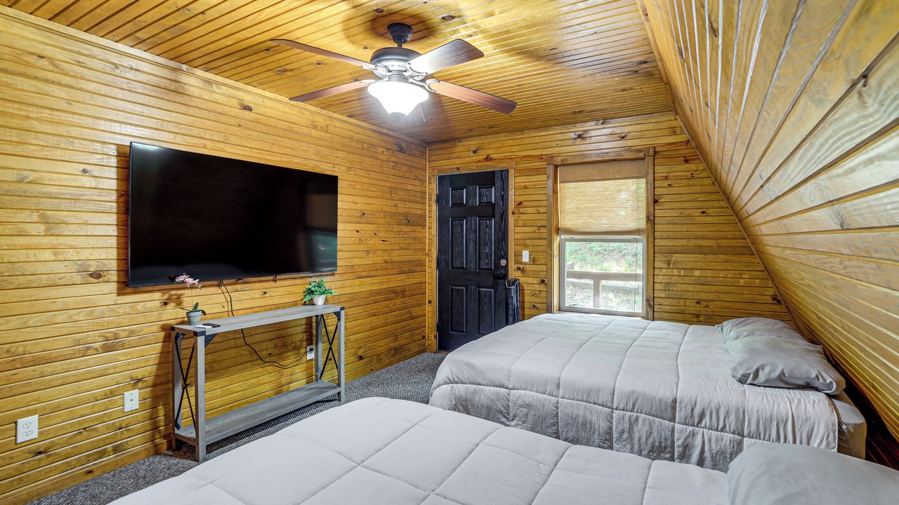 Photo of Bedroom in Hoyt