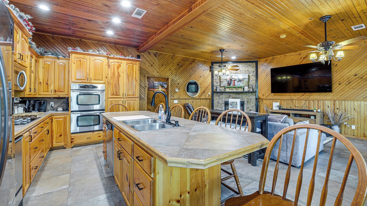 Photo of Kitchen in Hoyt