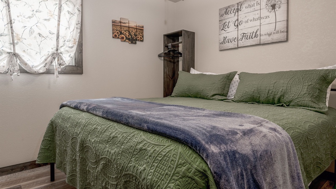 Photo of Bedroom in Branson West