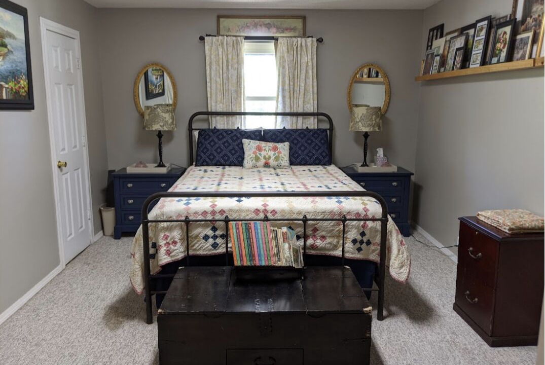 Photo of Bedroom in Booneville