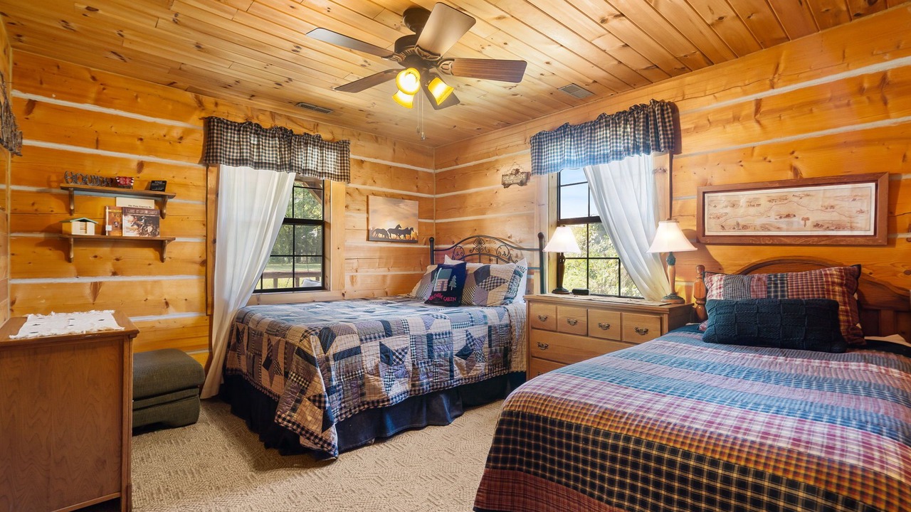 Photo of Bedroom in Big Cedars