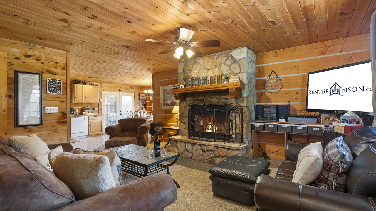 Photo of Livingroom in Big Cedars