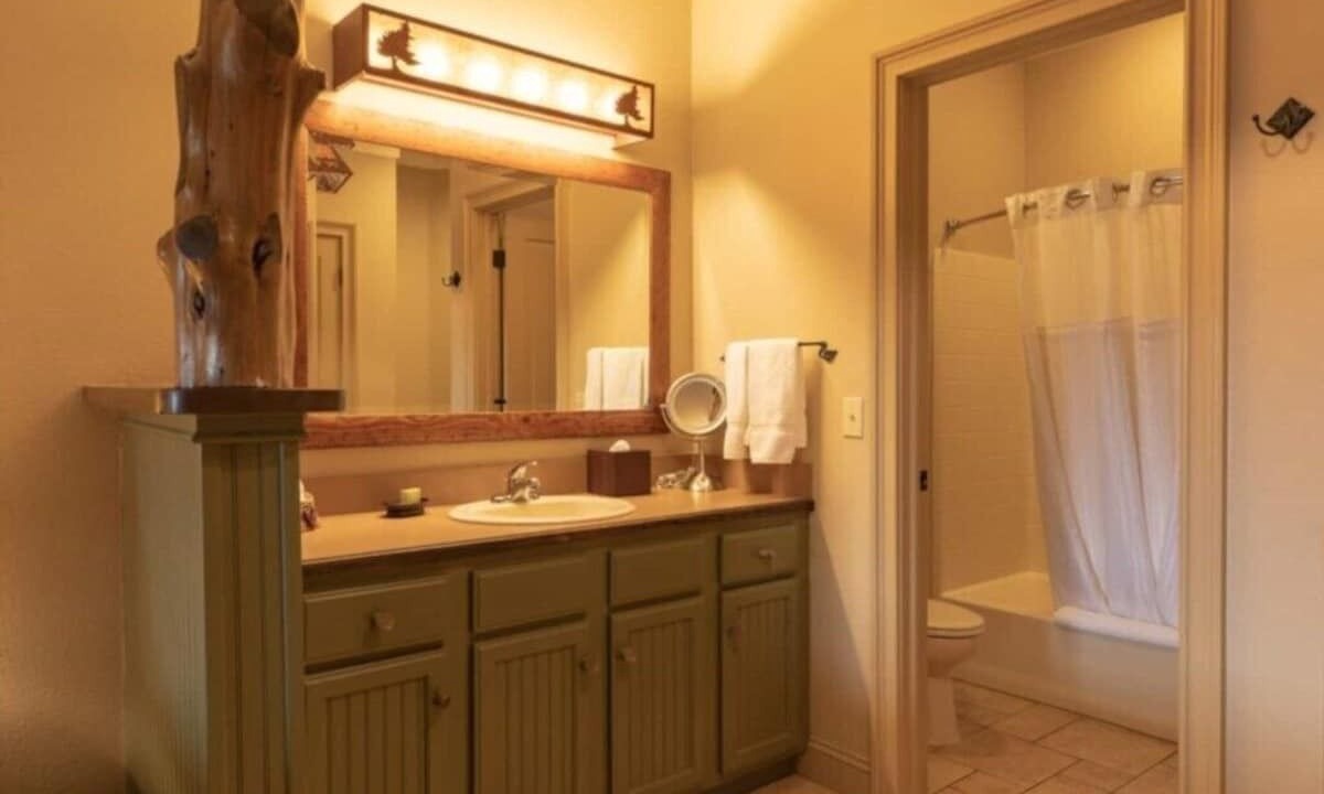Photo of Bathroom in Big Cedars