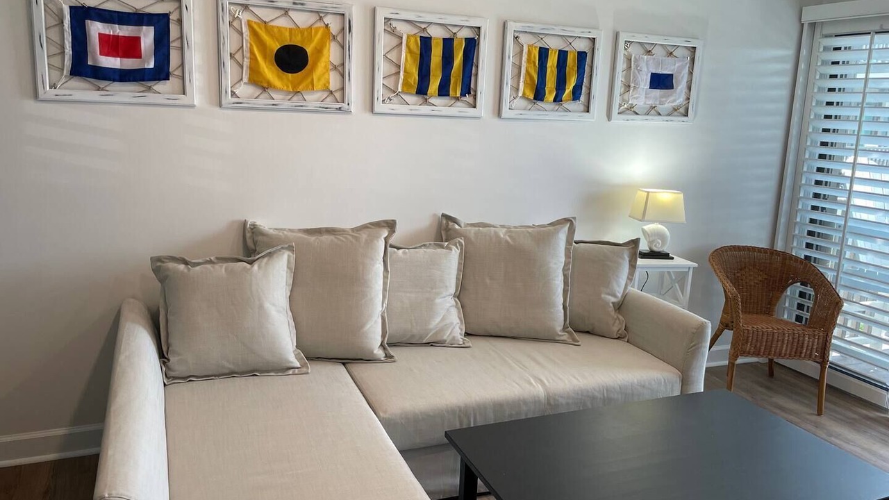Photo of Livingroom in Morehead City