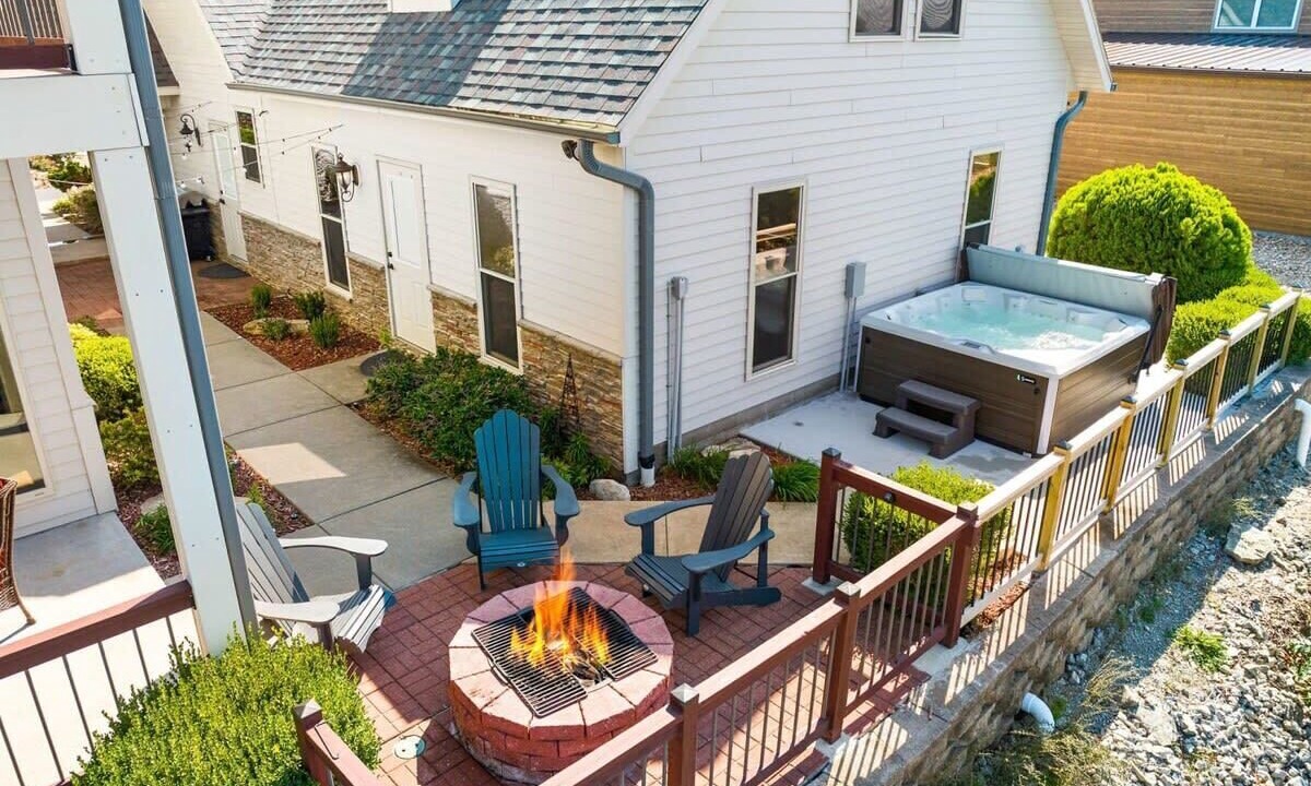 Photo of Patio Balcony in Kimberling City