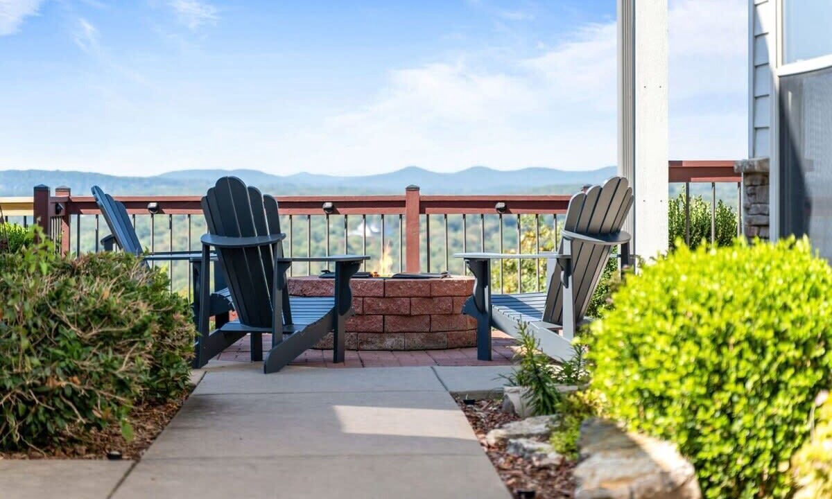 Photo of Patio Balcony in Kimberling City