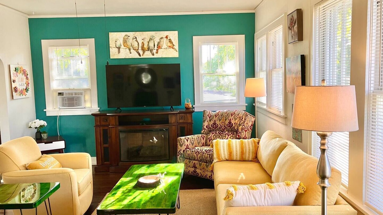 Photo of Livingroom in Hot Springs
