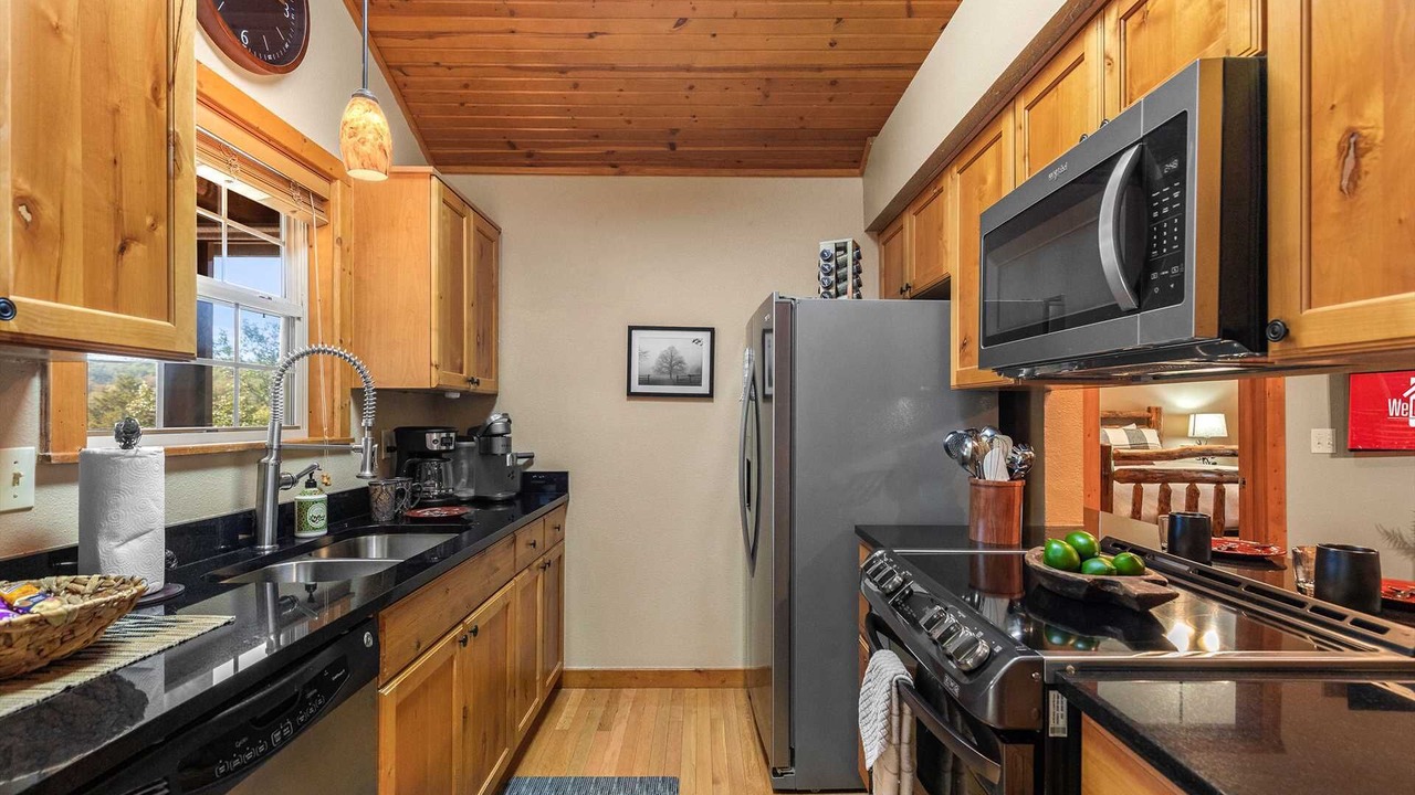 Photo of Kitchen in Reeds Spring