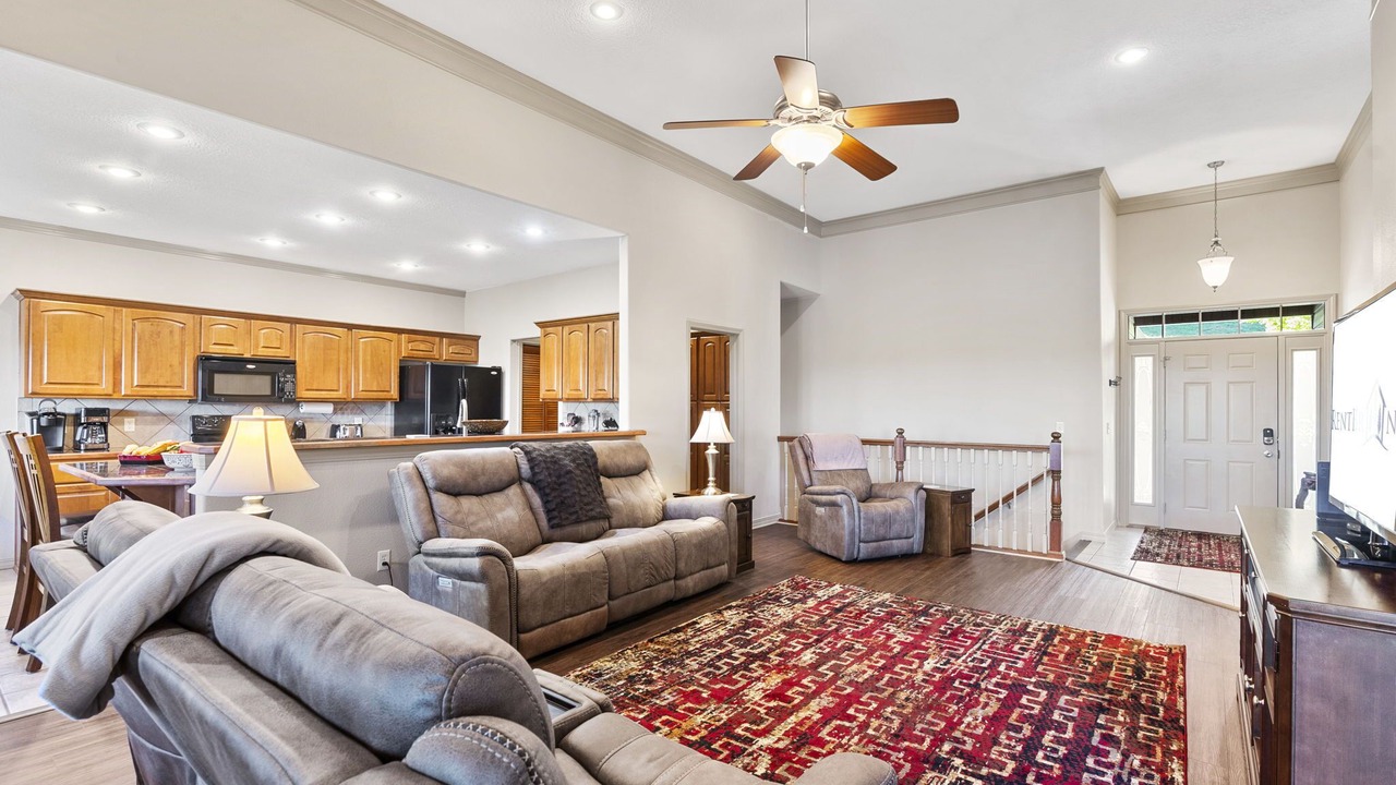 Photo of Livingroom in Branson West