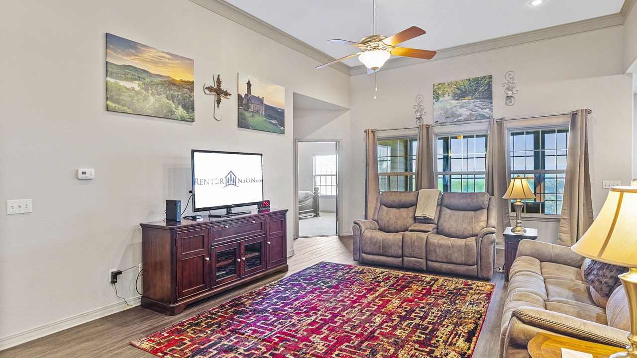 Photo of Livingroom in Branson West