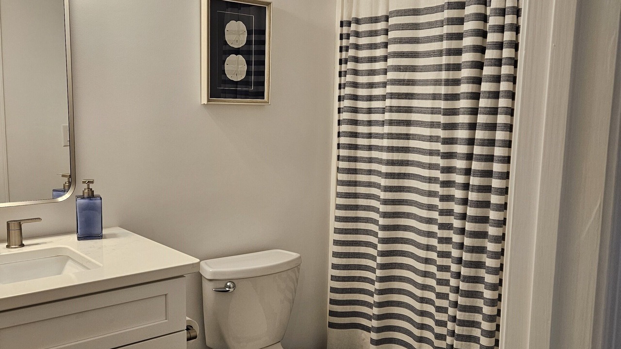 Photo of Bathroom in Emerald Isle