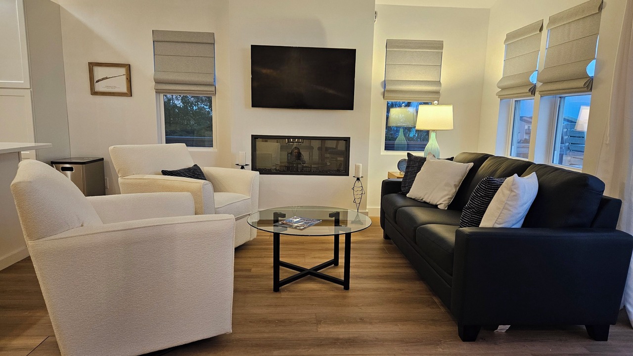 Photo of Livingroom in Emerald Isle