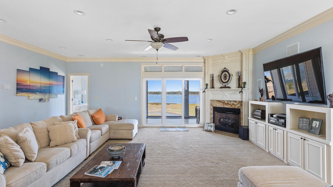 Photo of Bedroom in North Topsail Beach