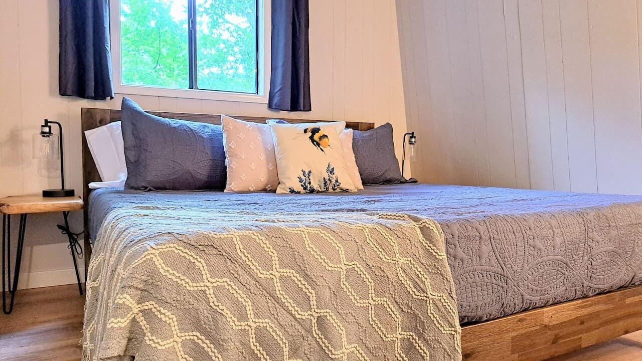 Photo of Bedroom in Indian Point