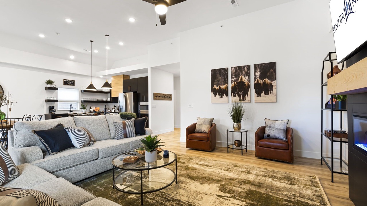 Photo of Livingroom in Hollister