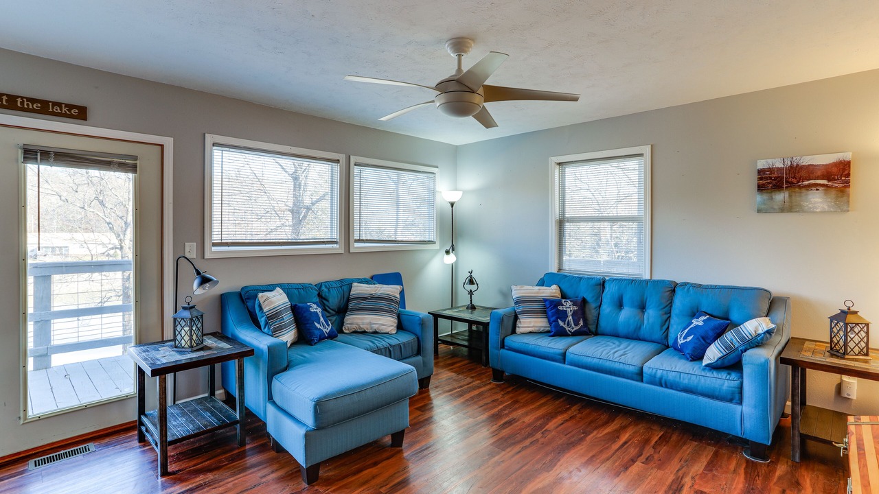 Photo of Livingroom in Highland
