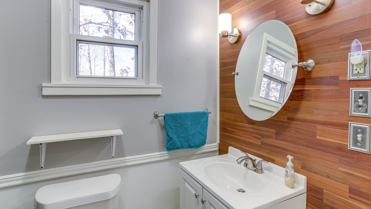 Photo of Bathroom in Highland