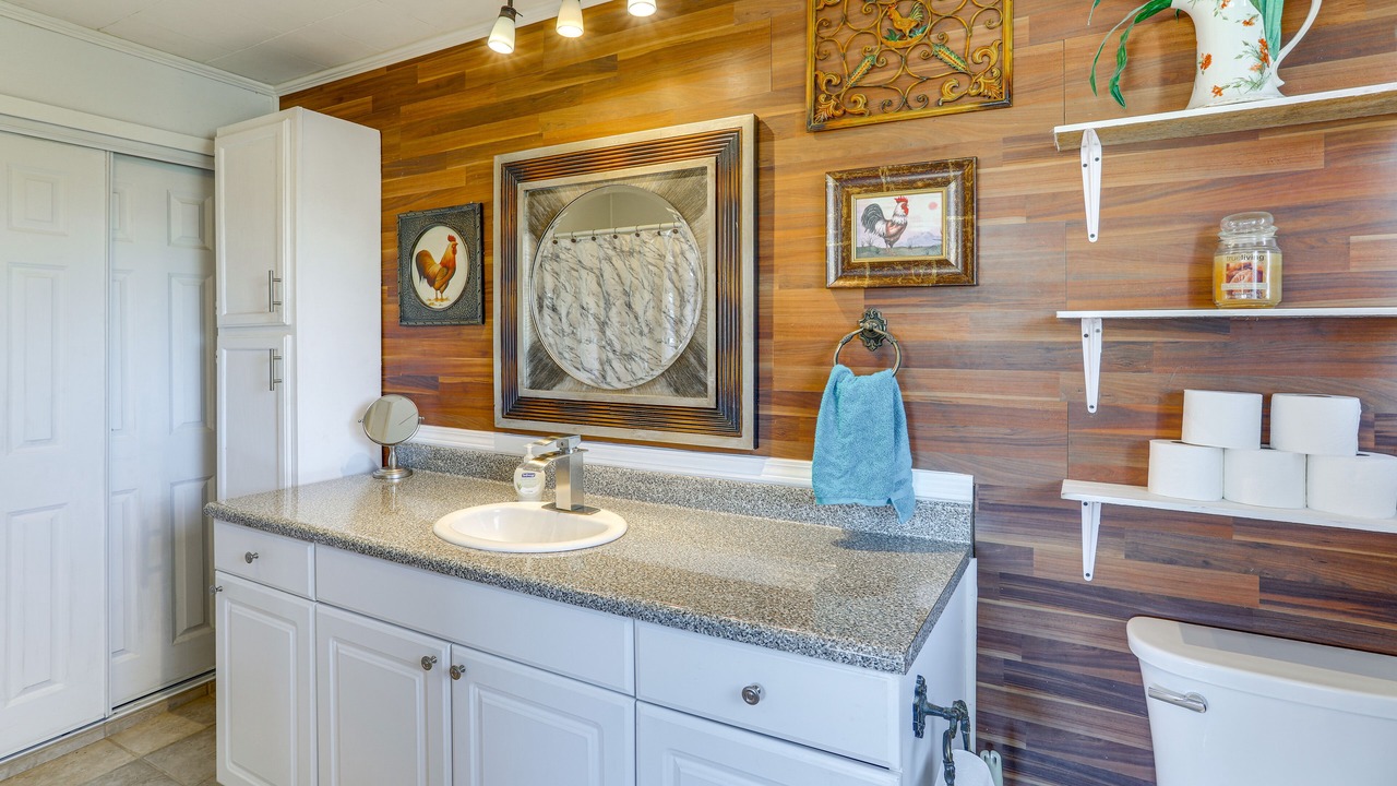 Photo of Bathroom in Highland