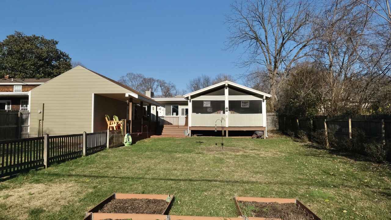 Photo of Outdoor in Picadome