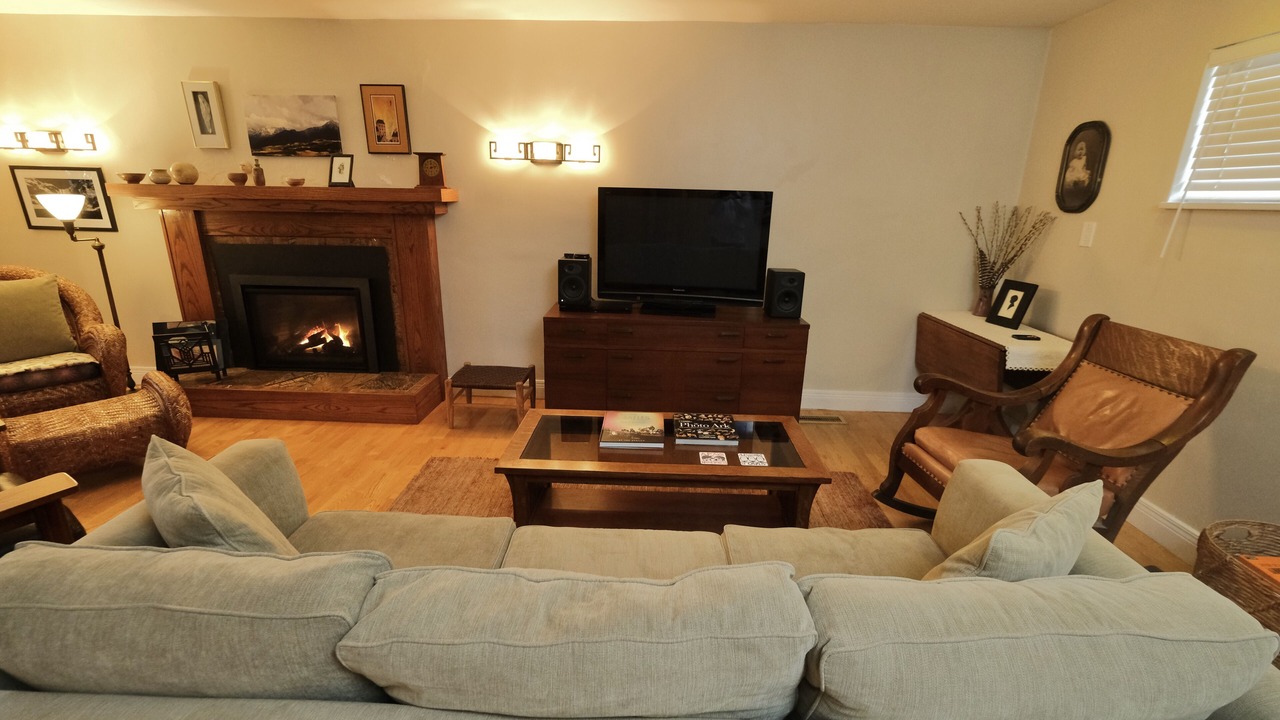 Photo of Livingroom in Picadome