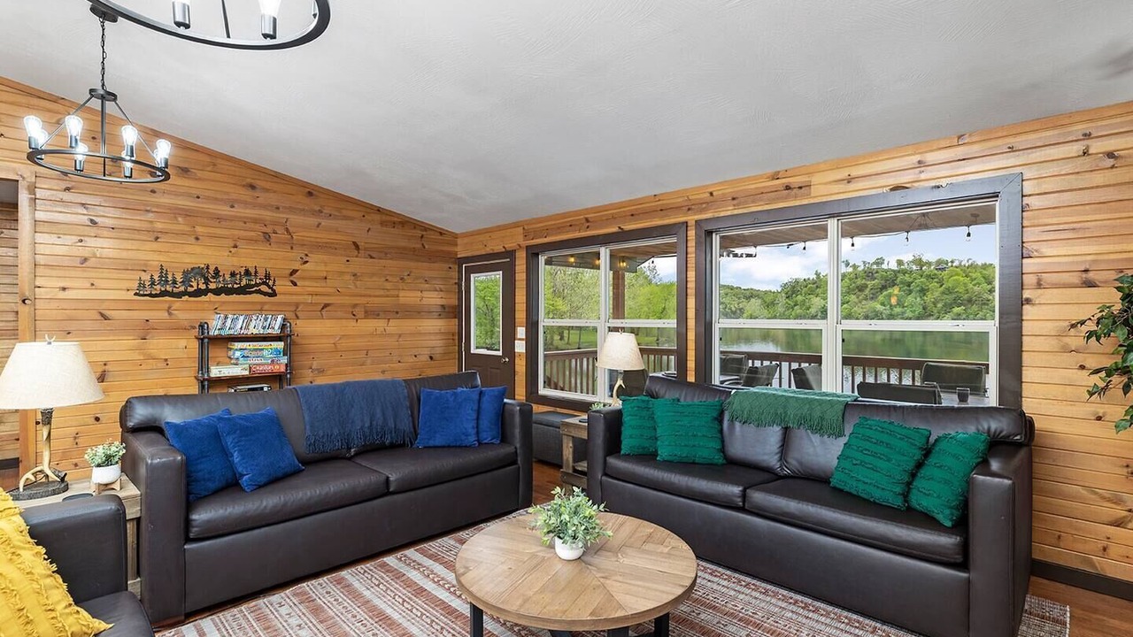 Photo of Bedroom in Branson