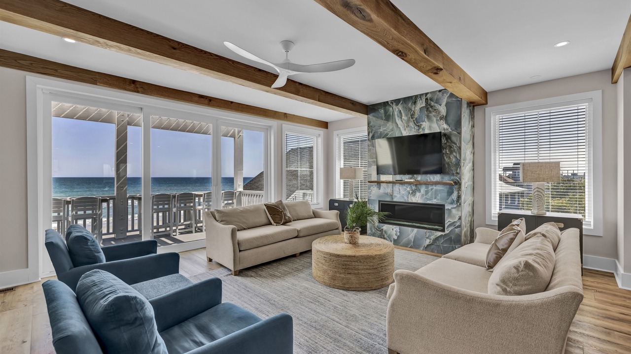 Photo of Livingroom in Surf City