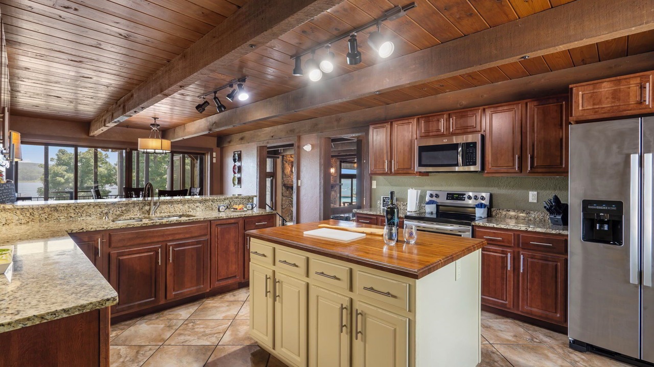 Photo of Kitchen in Lampe