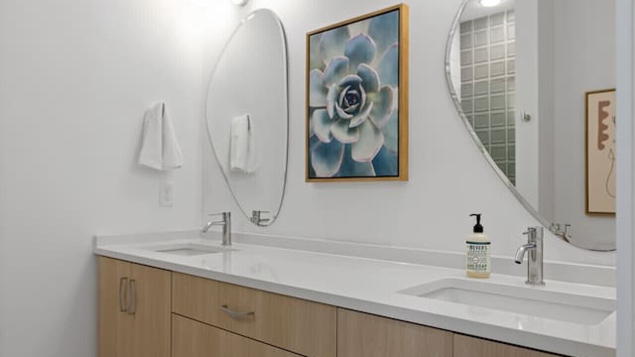 Photo of Bathroom in East Ridge
