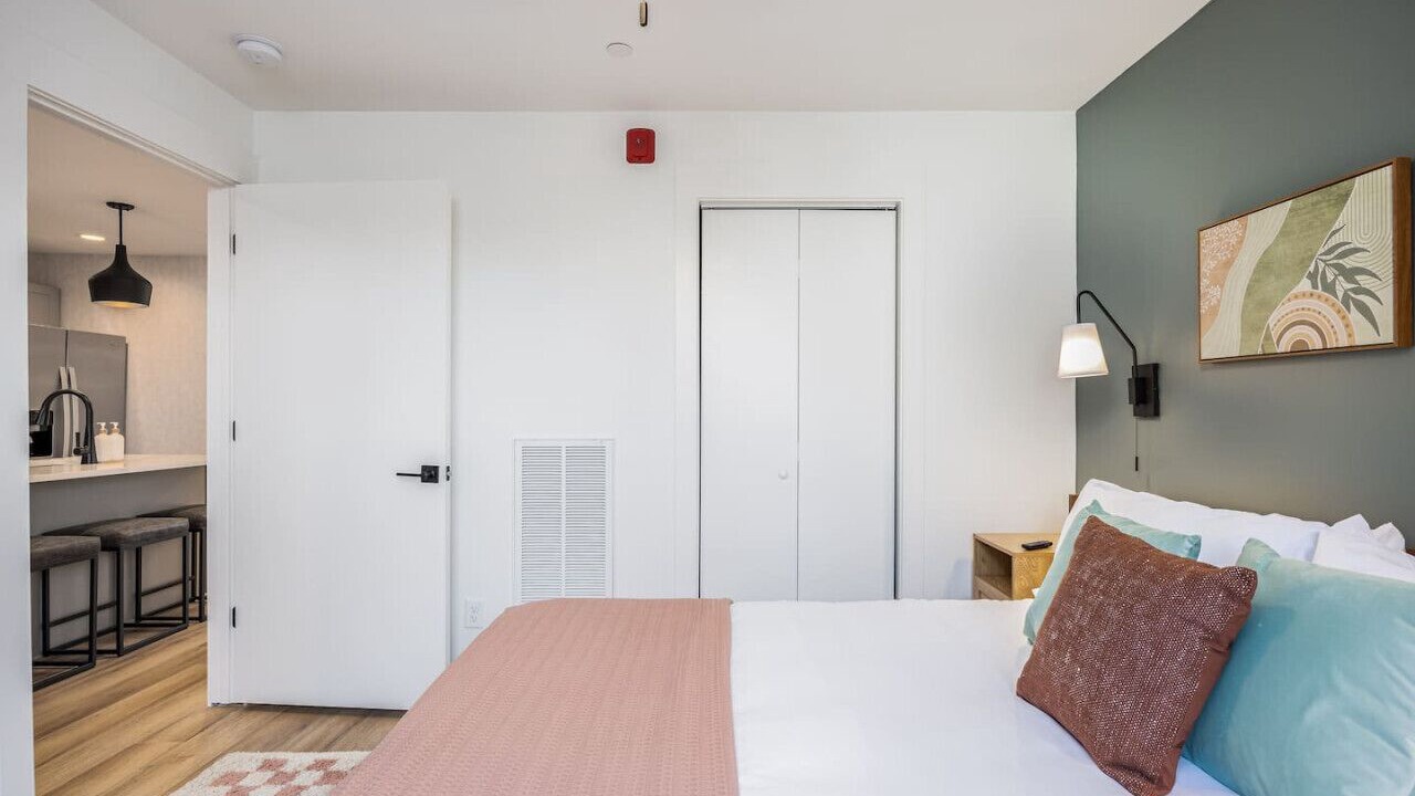 Photo of Bedroom in Hillsboro Village
