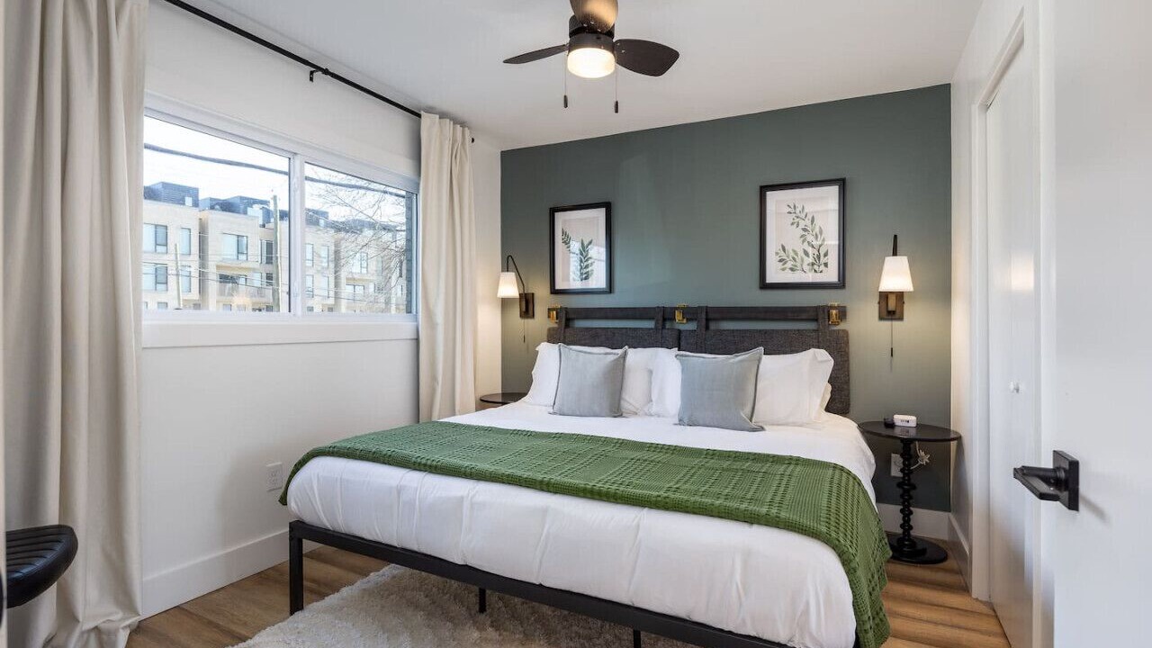 Photo of Bedroom in Hillsboro Village